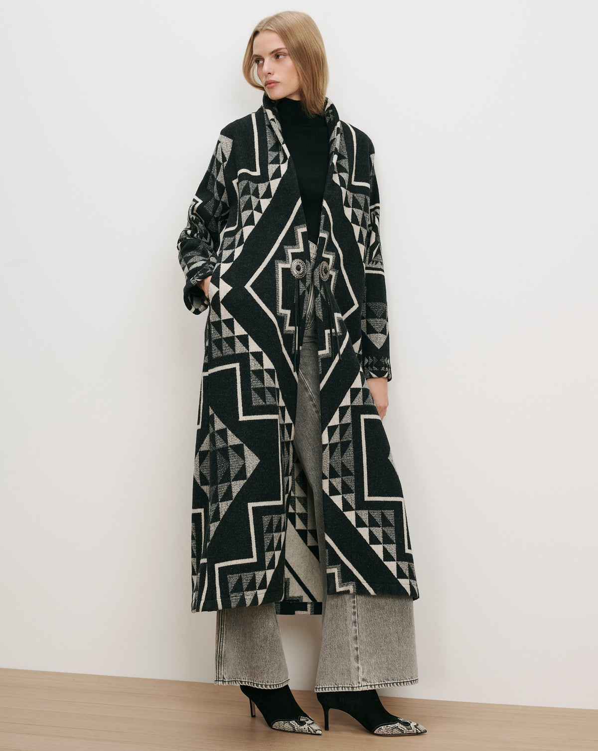 Veronica Beard | Long Wool Bolero Coat in Black Black