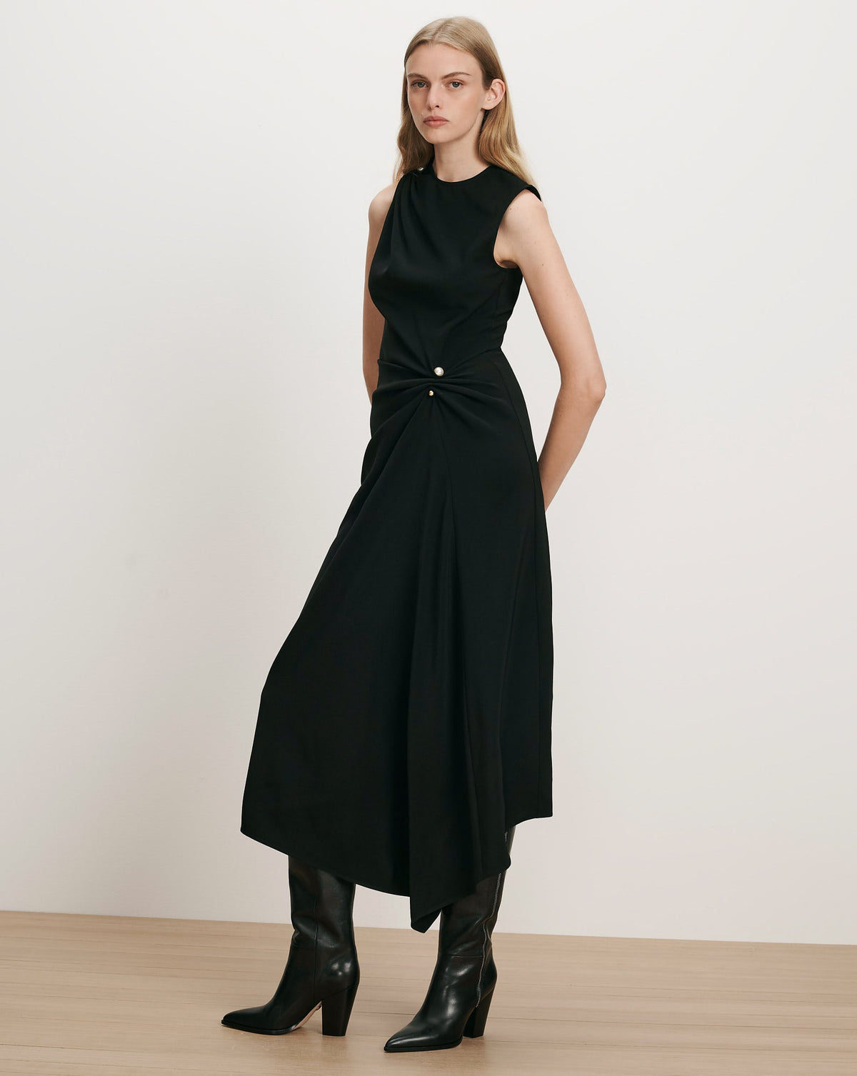 Veronica Beard | Freja Brooch Midi Dress in Black Black