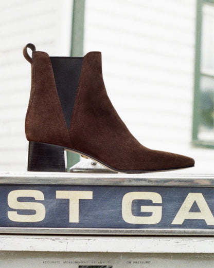 Veronica Beard | Astra Chelsea Boot in Espresso Espresso