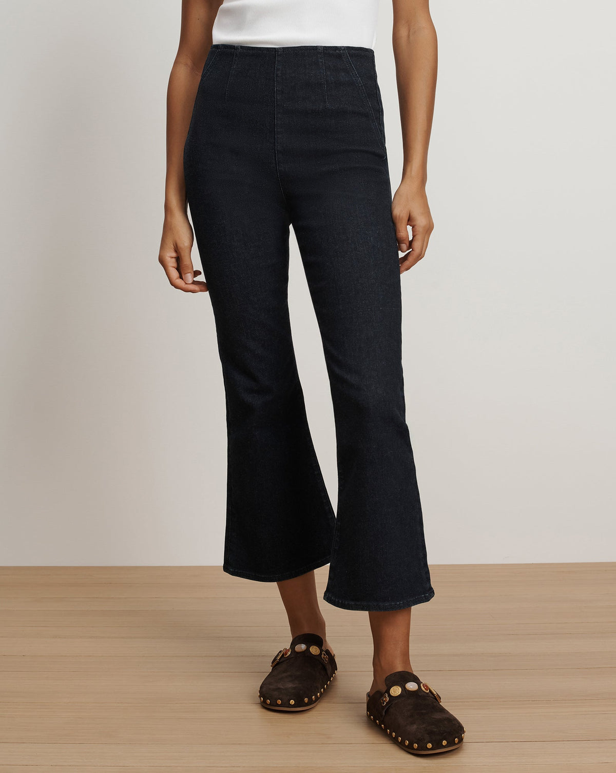 Veronica Beard | Carson Off-Duty Kick-Flare Jean in Oxford Oxford