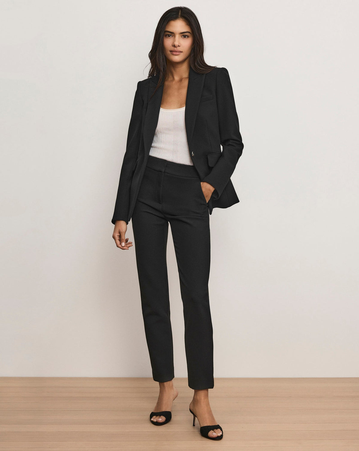 Veronica Beard | Miller Single-Breasted Dickey Jacket Blazer in Black Black