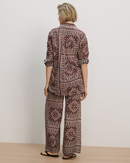 Veronica Beard | Lloyd Bandana Button-Down Shirt in Burgundy Paisley Raisin/Dove White
