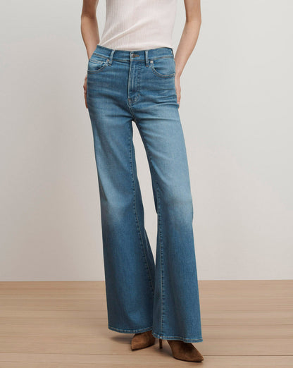 Veronica Beard | Joplin Flare Jean in Medium Wash Pool Party Pool Party