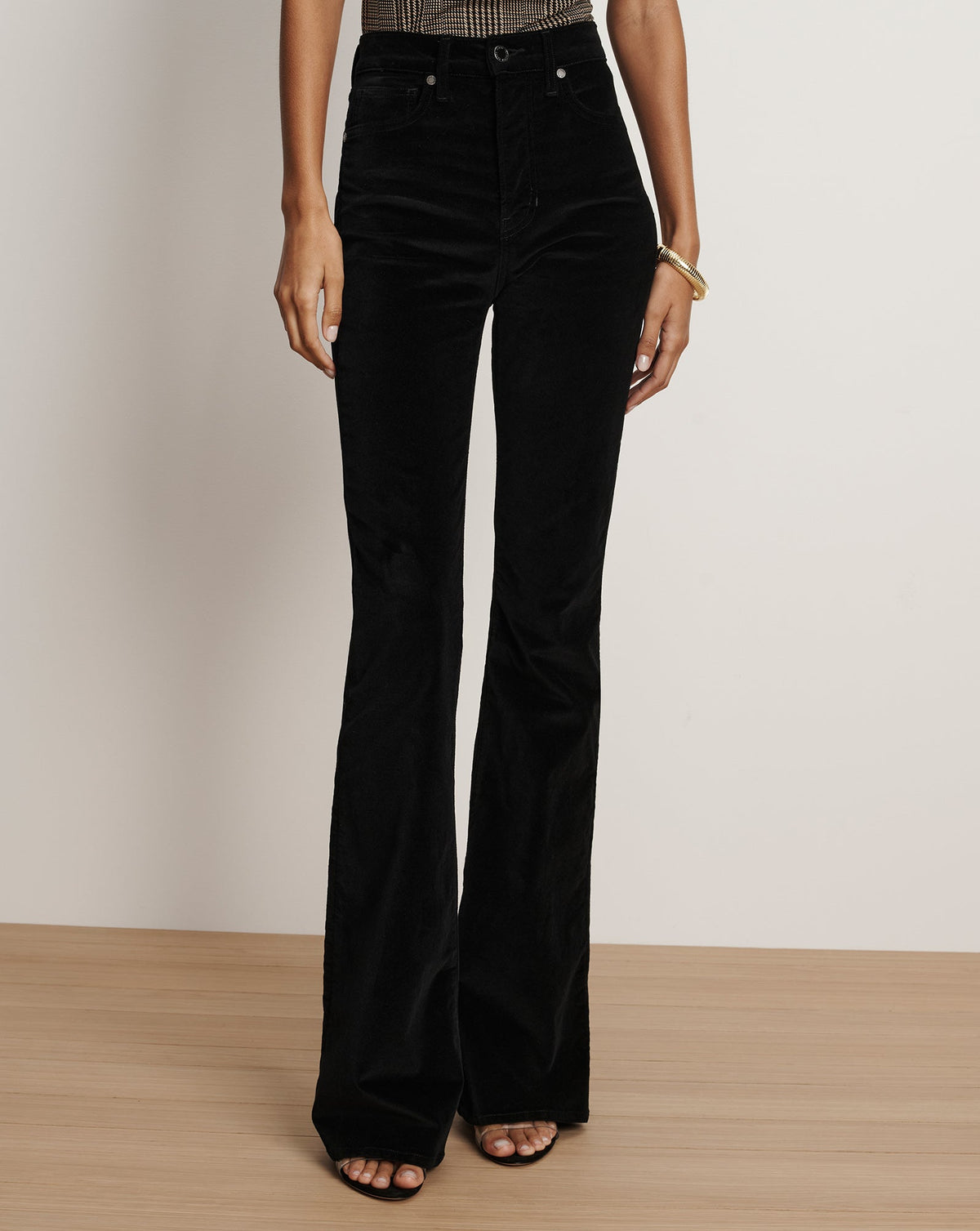 Veronica Beard | Beverly Velvet Skinny-Flare Pant in Black Black