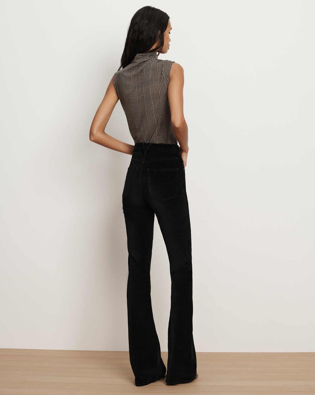 Veronica Beard | Beverly Velvet Skinny-Flare Pant in Black Black