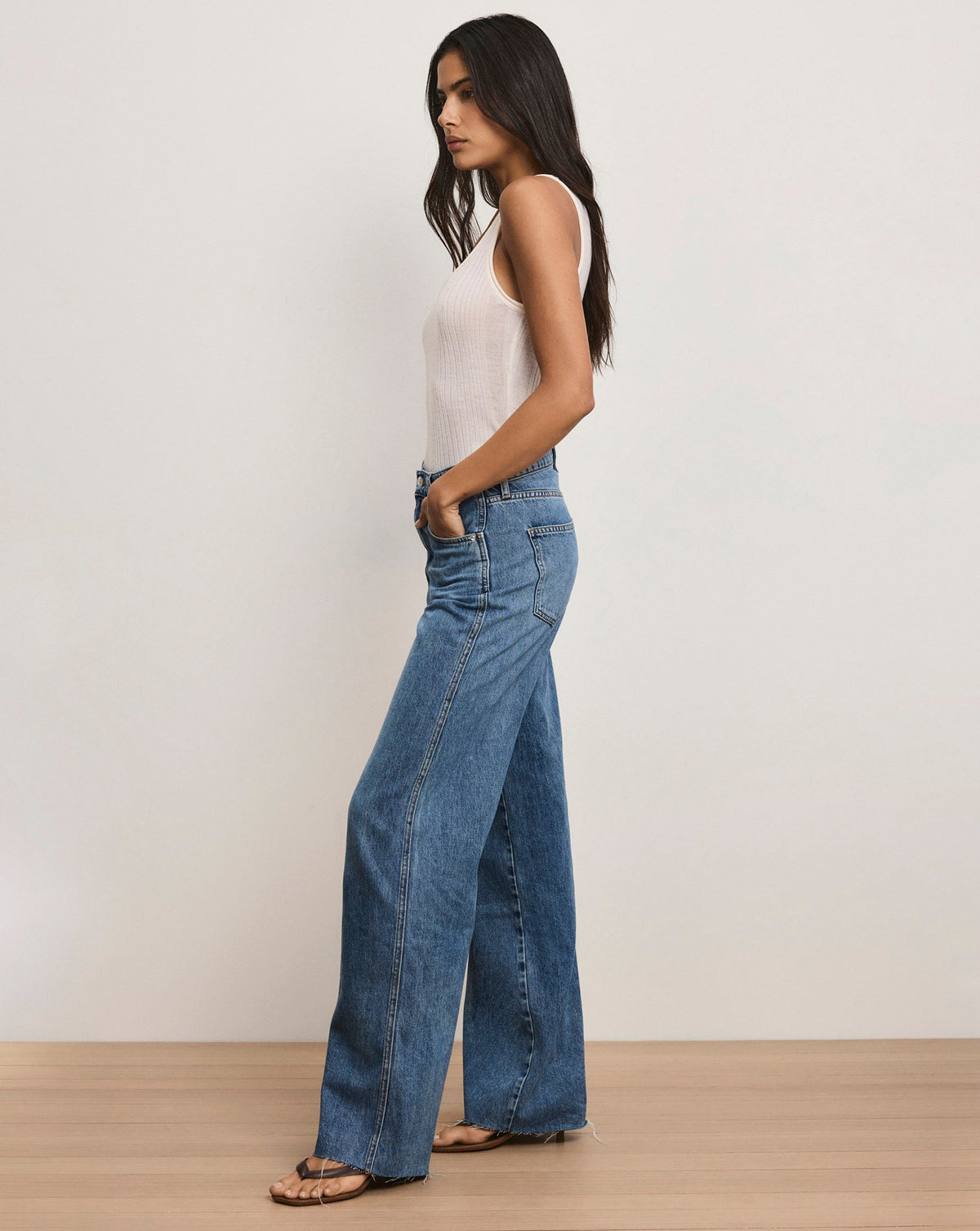 Veronica Beard | Kasey Wide-Leg Jean in Blue Wash Denim Bright Lakeshore Bright Lakeshore