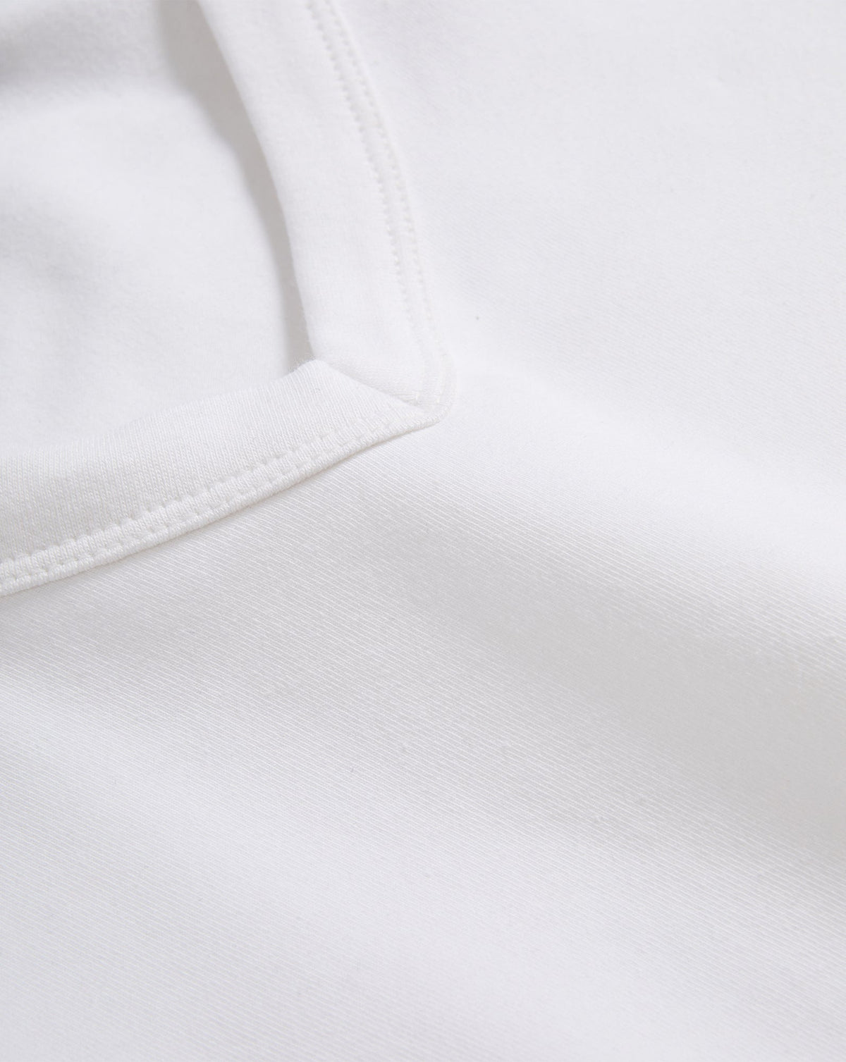Veronica Beard | Devin V-Neck T-Shirt in White White