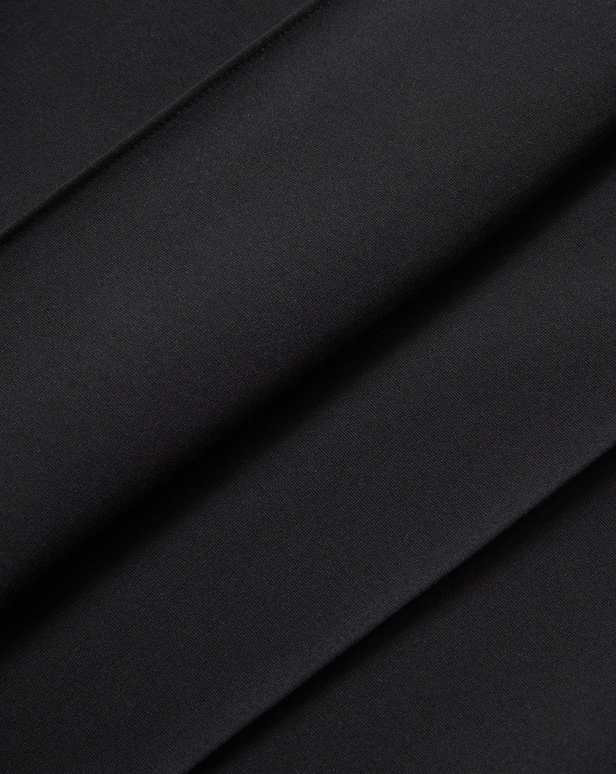 Veronica Beard | Kean Slim-Leg Cropped Pant in Black Black