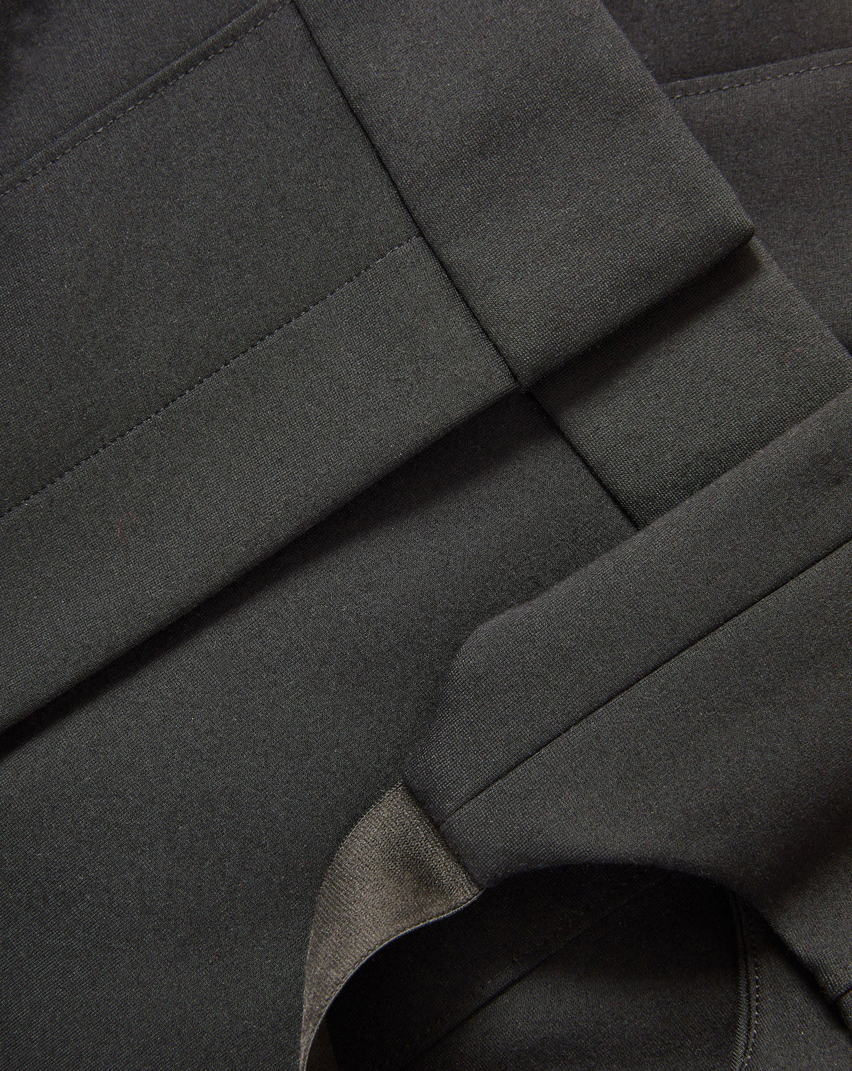 Veronica Beard | Landren Slim Stirrup Pant in Black Black