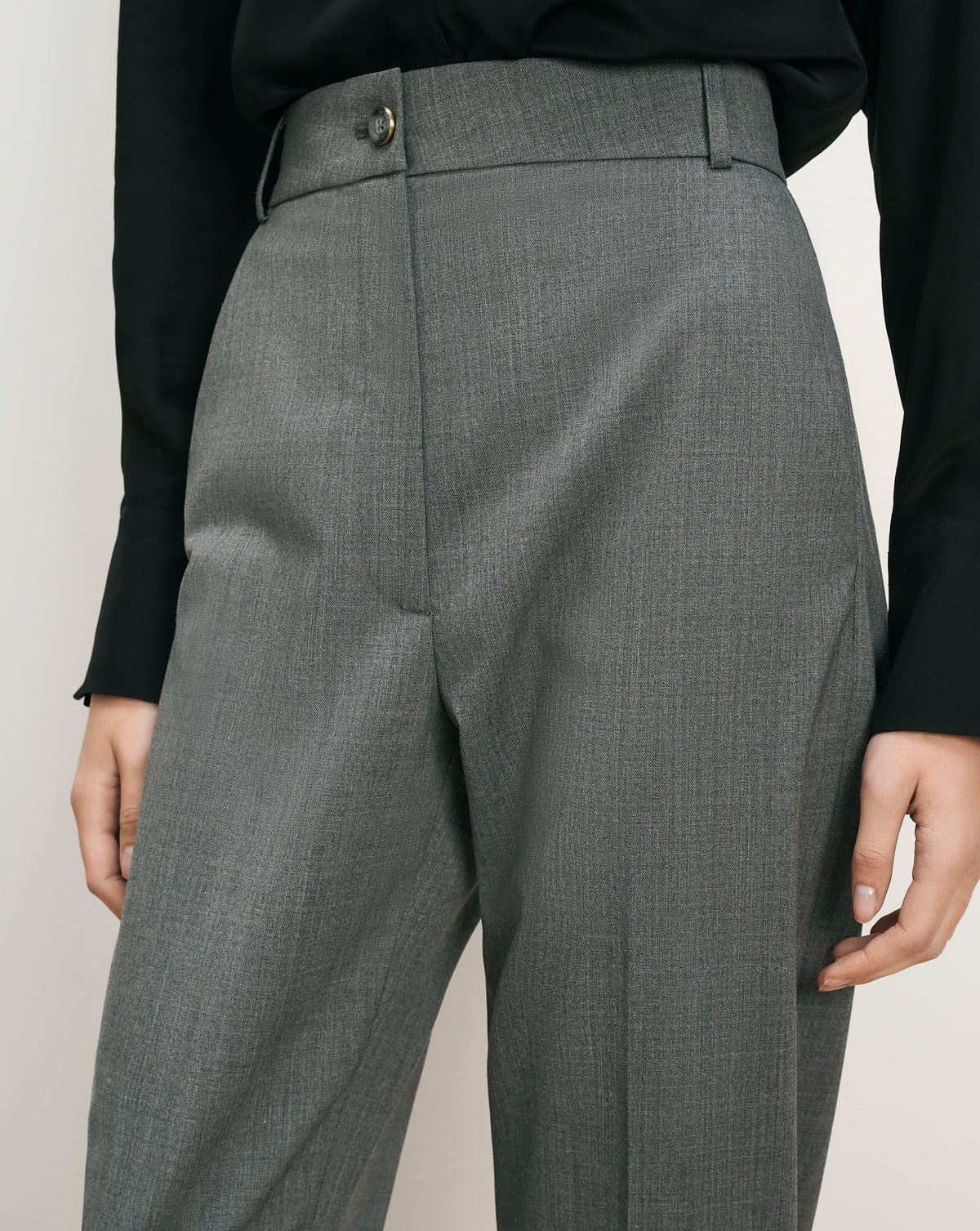 Veronica Beard | Caven Slim Cropped Pant in Medium Heather Grey Medium Heather Grey