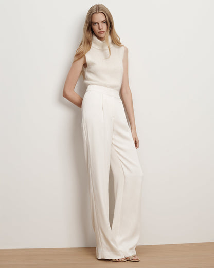 Veronica Beard | Mazzy Brushed Cashmere Sleeveless Sweater in Ivory Ivory