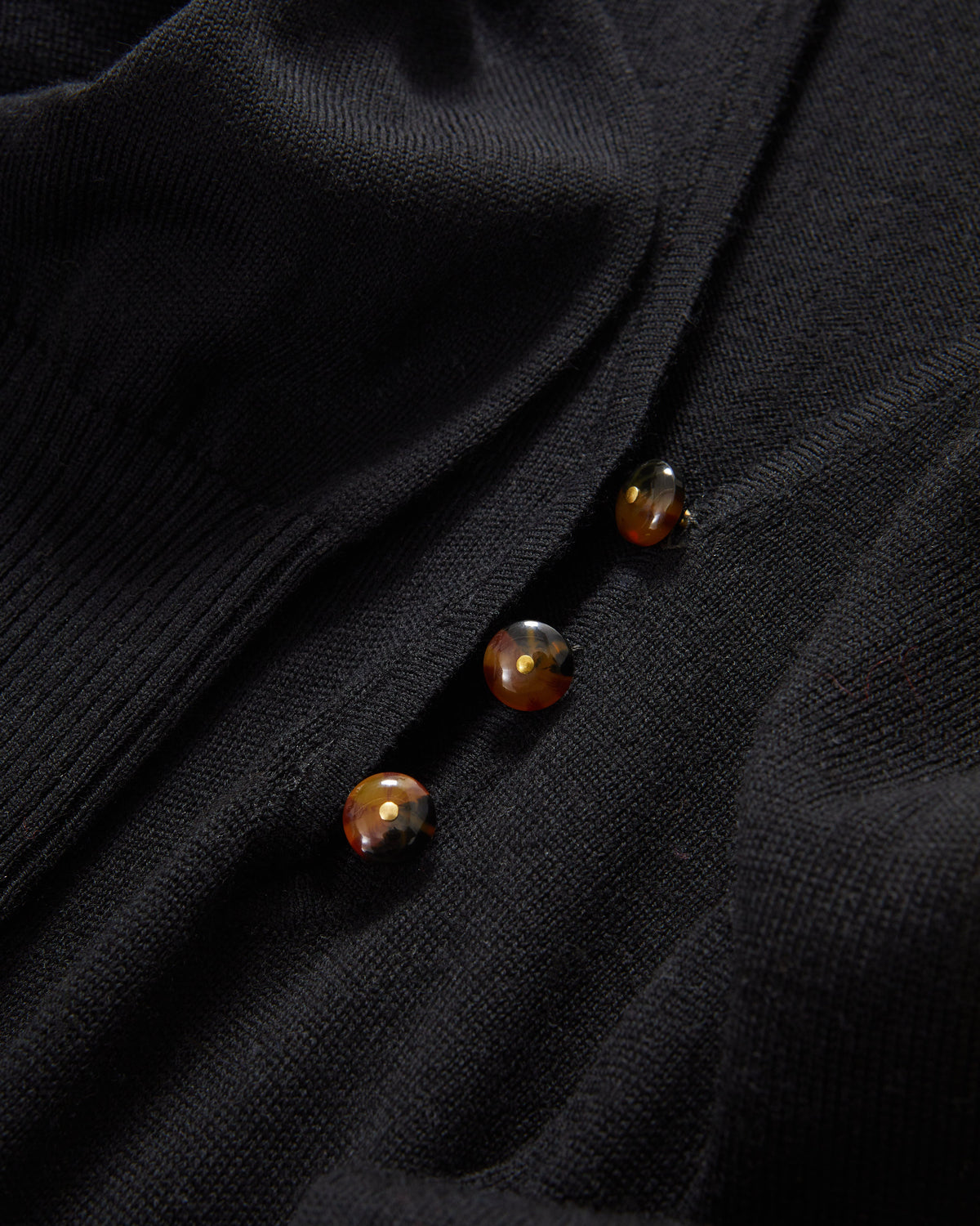 Veronica Beard | Zainen Merino Wool V-Neck Pullover in Black Black