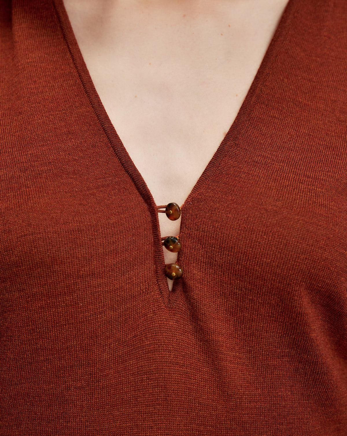 Veronica Beard | Zainen Merino Wool Pullover in Rust Rust