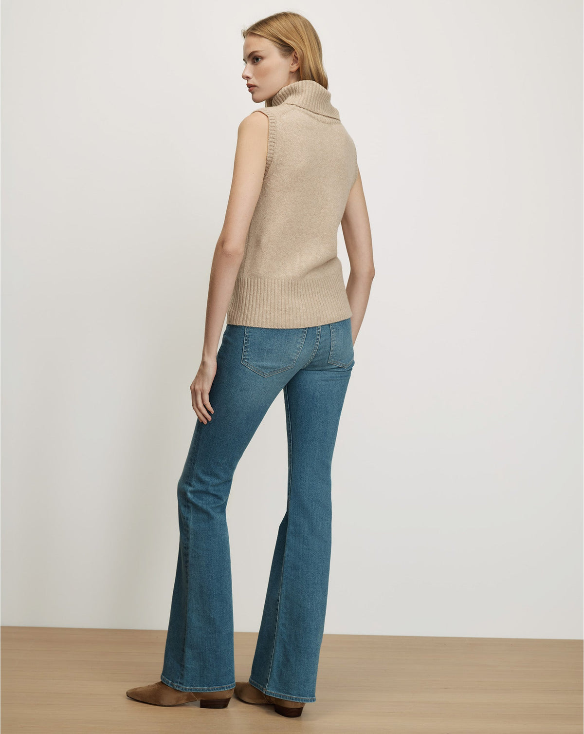 Veronica Beard | Mazzy Cashmere Sleeveless Sweater in Oatmeal Oatmeal