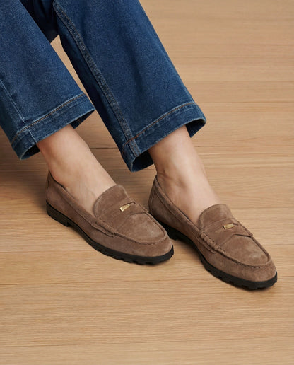 Veronica Beard | Penny Lug-Sole Loafer in Bark Bark