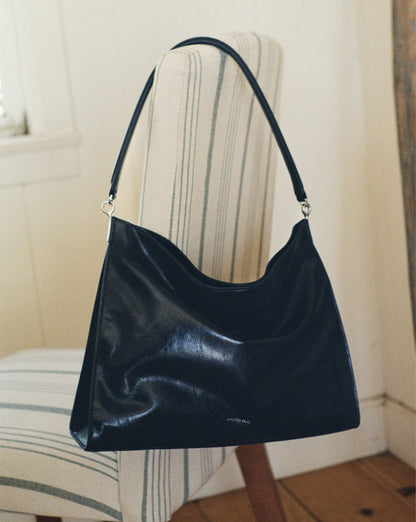 Veronica Beard | Vida Shoulder Bag in Navy Navy