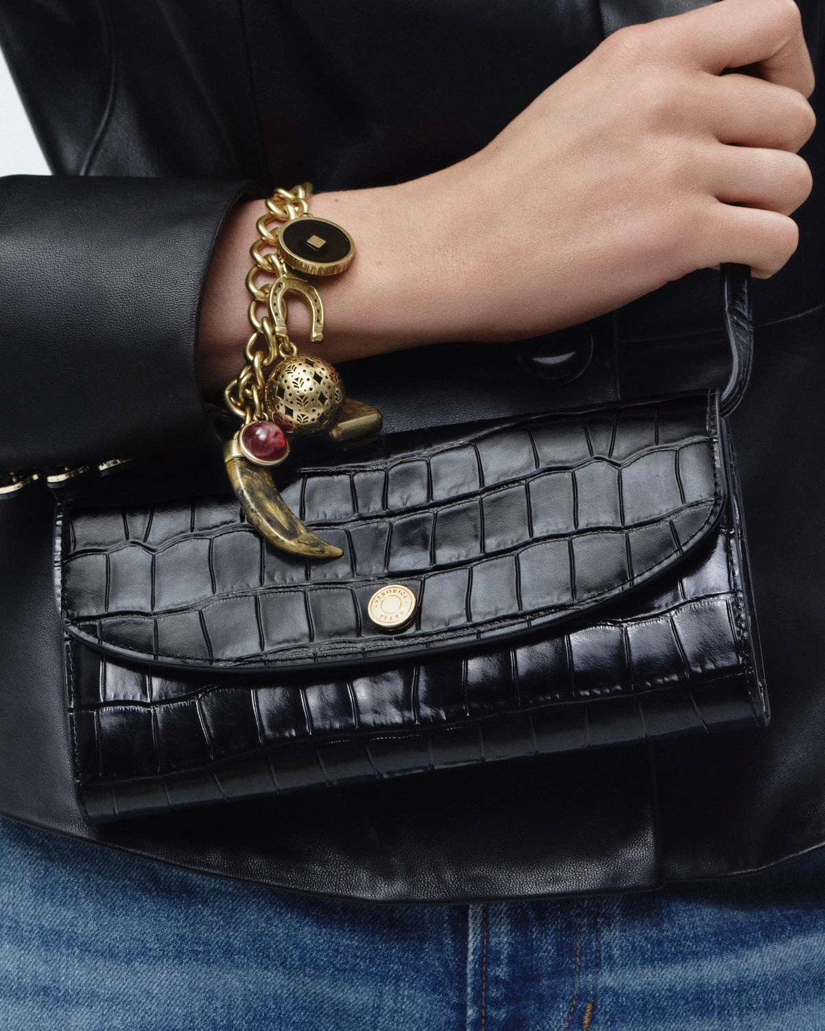 Veronica Beard | Croc-Embossed Crossbody Wallet in Black Black