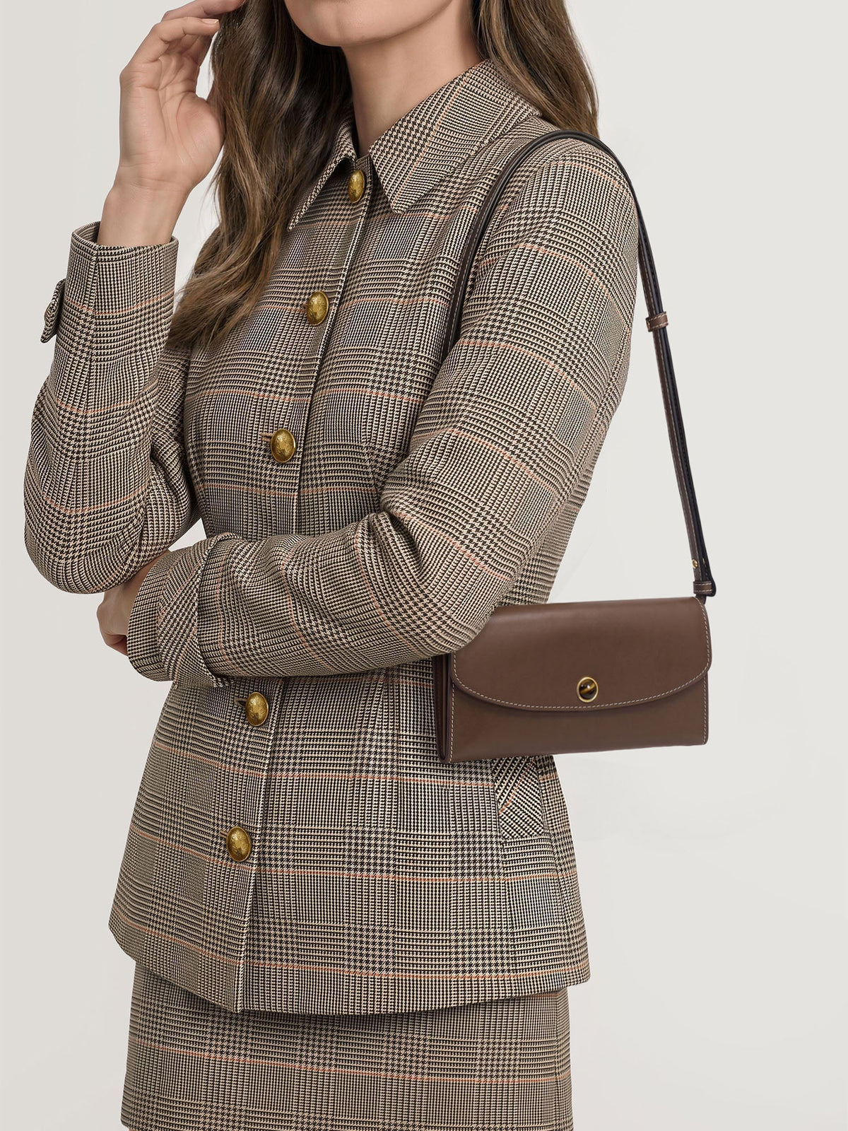 Veronica Beard | Leather Crossbody Wallet in Brown Whiskey Whiskey