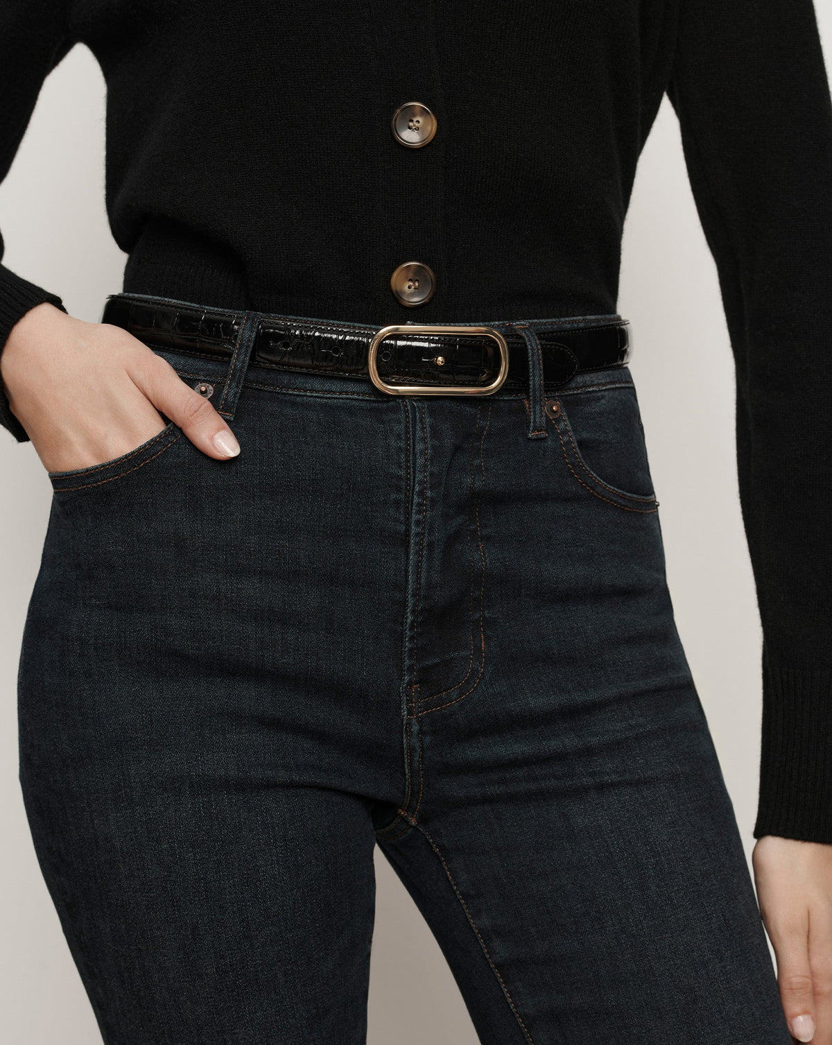 Veronica Beard | Loop Croc-Embossed Belt in Black Black