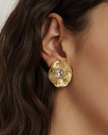 Veronica Beard | Gold Floral Earring in Gold Gold