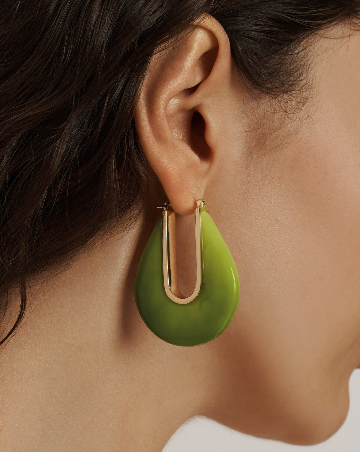 Veronica Beard | Resin Drop Hoop Earring in Light Pistachio Light Pistachio