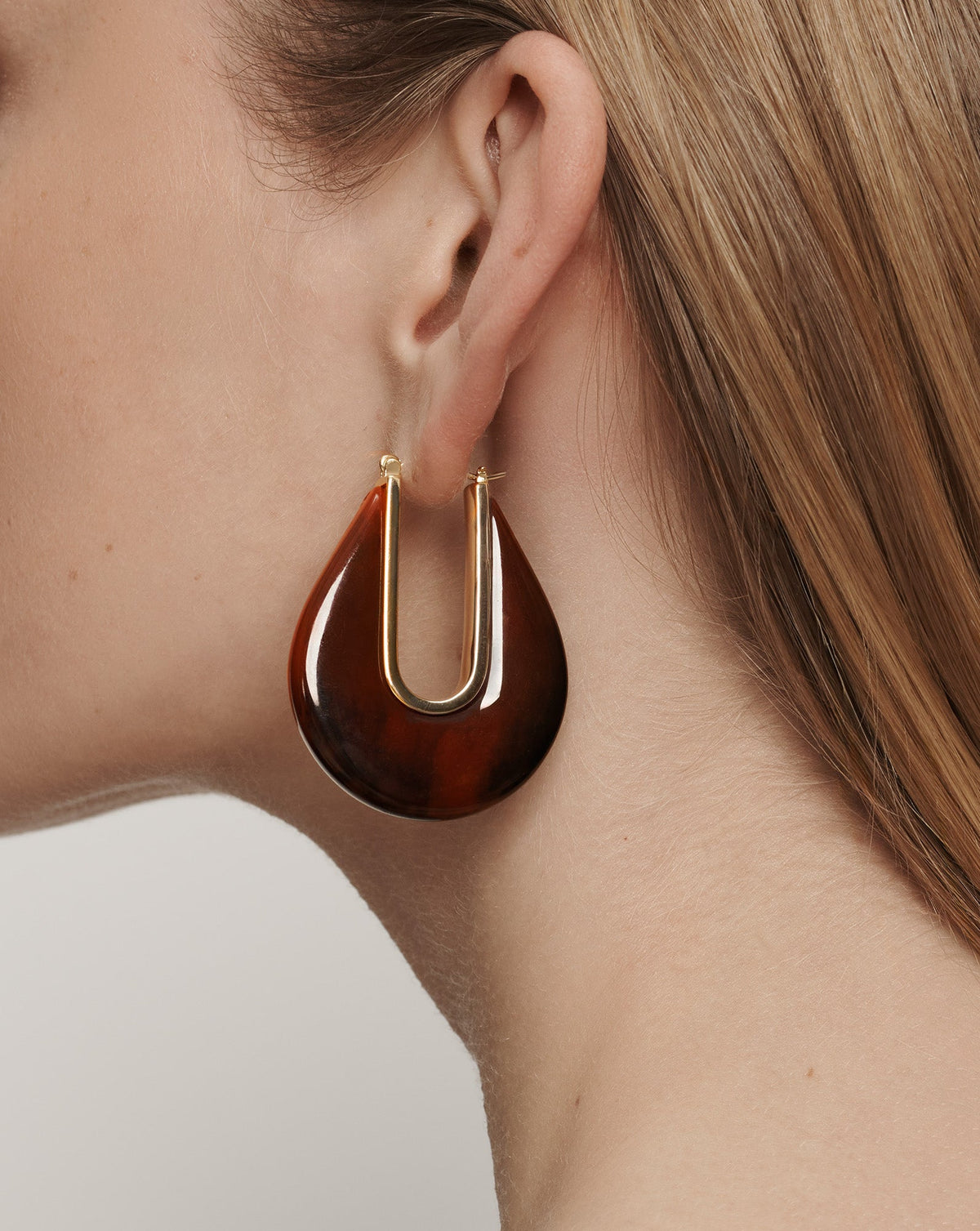 Veronica Beard | Resin Drop Hoop Earring in Chocolate Chocolate