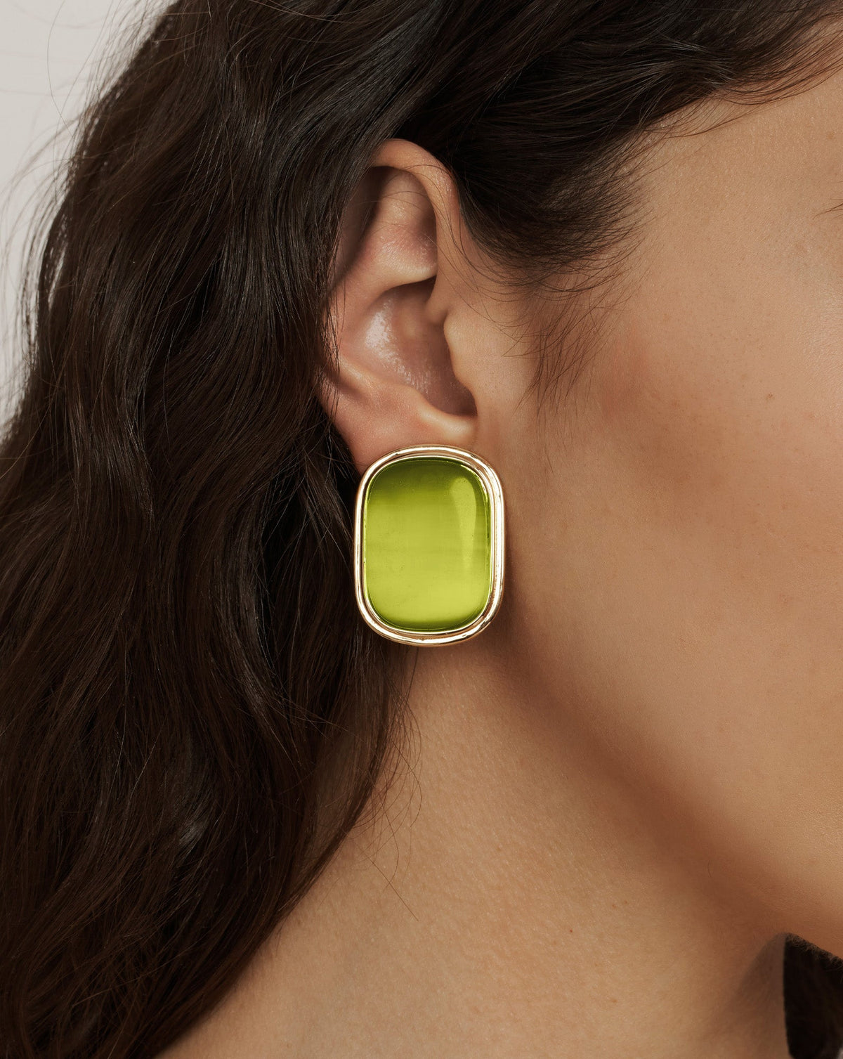 Veronica Beard | Cat’s Eye Stone Earring in Light Pistachio Light Pistachio