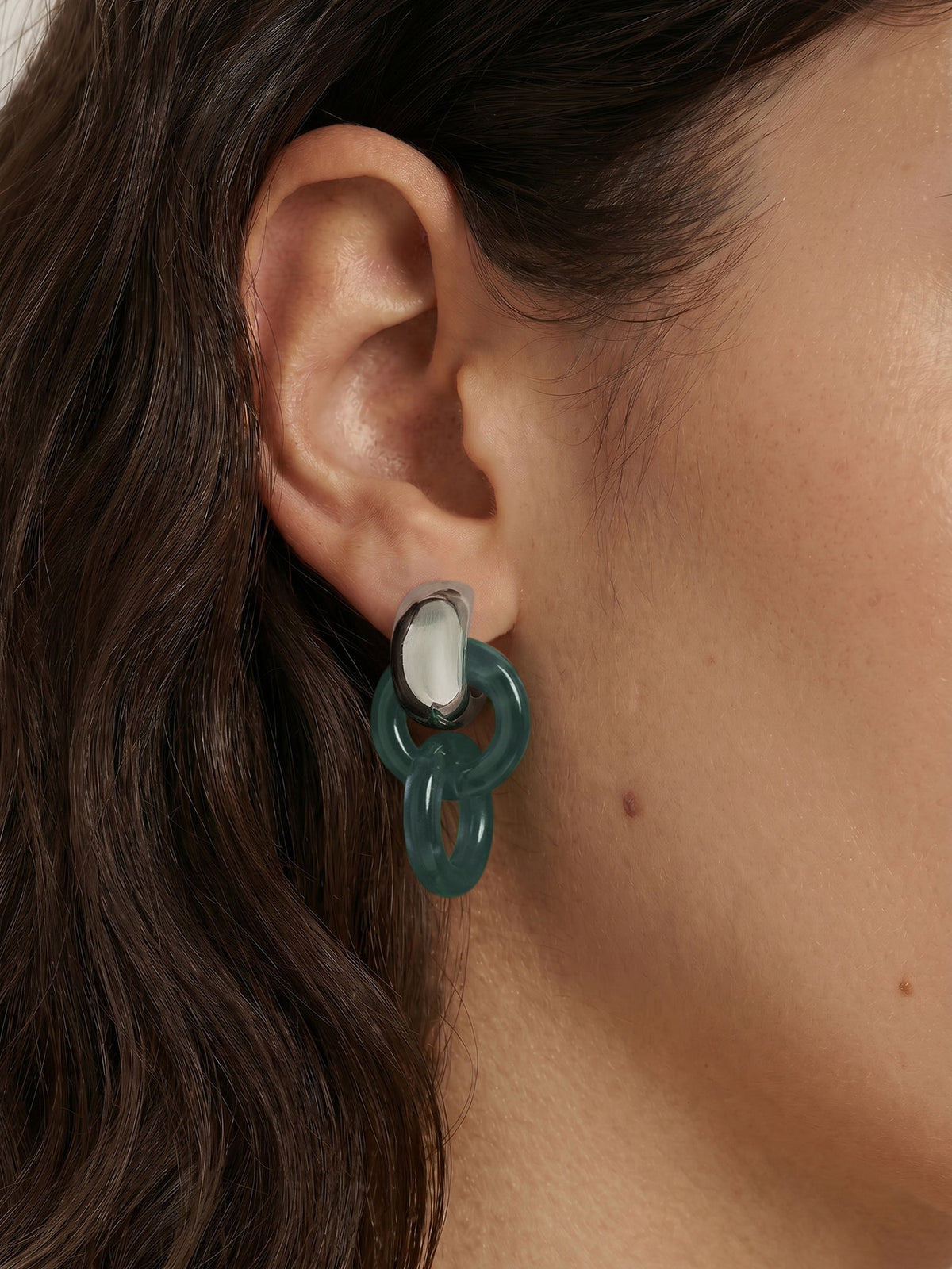 Veronica Beard | Resin Link Drop Hoop Earring in Green/Silver Green/Silver