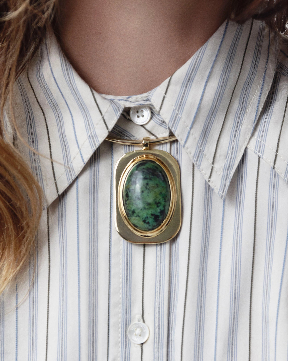 Veronica Beard | Turquoise Cabochon Collar Necklace in Gold/Green Gold/Green