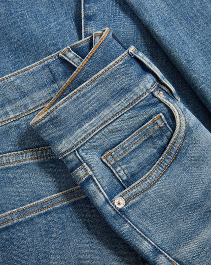 Veronica Beard | Crosbie Slim Wide-Leg Jean in Washed Blue Memory Lane