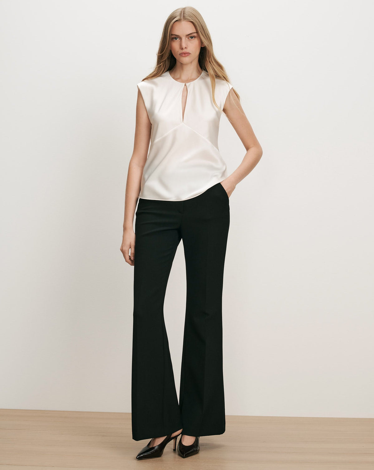 Veronica Beard | Sparrow Silk-Blend Blouse in Dove White Dove White