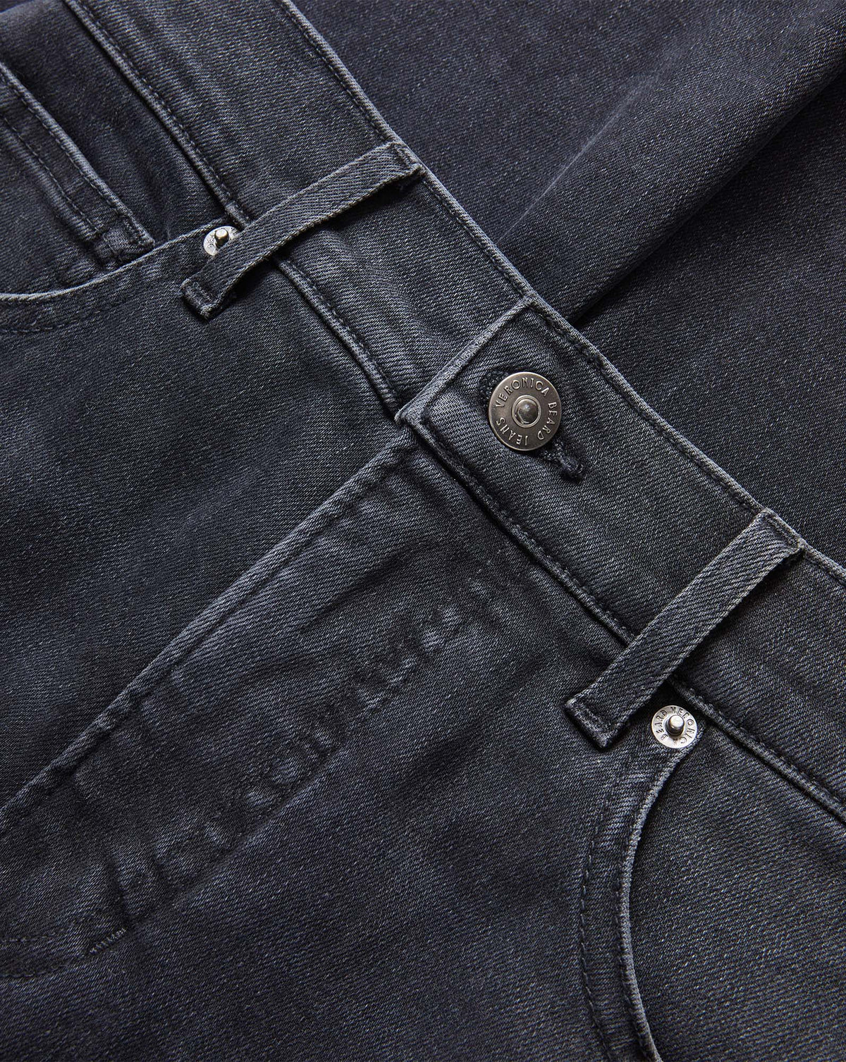 Veronica Beard | Beverly Mid-Rise Skinny-Flare Jean in Washed Black Onyx Washed Onyx
