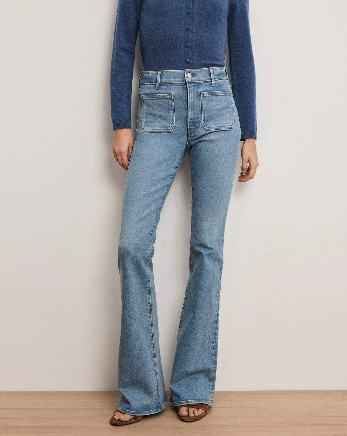 Veronica Beard | Beverly Patch-Pocket Skinny-Flare Jean in Silverwood Light Blue Silverwood Blue