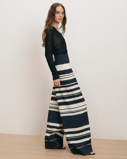 Veronica Beard | Heron Crossover Waistband Pant in Navy & Dove Stripes Navy/Dove White
