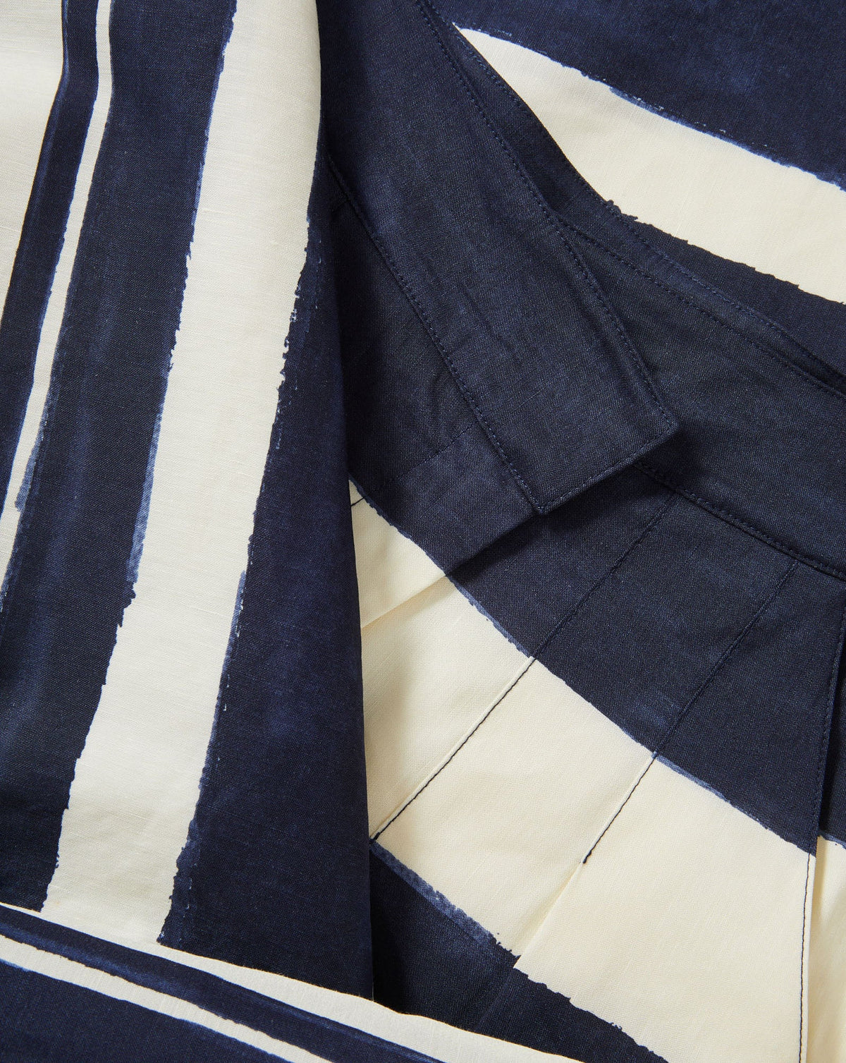 Veronica Beard | Heron Crossover Waistband Pant in Navy & Dove Stripes Navy/Dove White