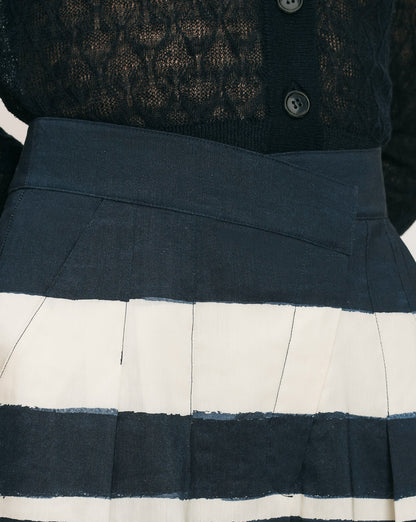 Veronica Beard | Heron Crossover Waistband Pant in Navy & Dove Stripes Navy/Dove White