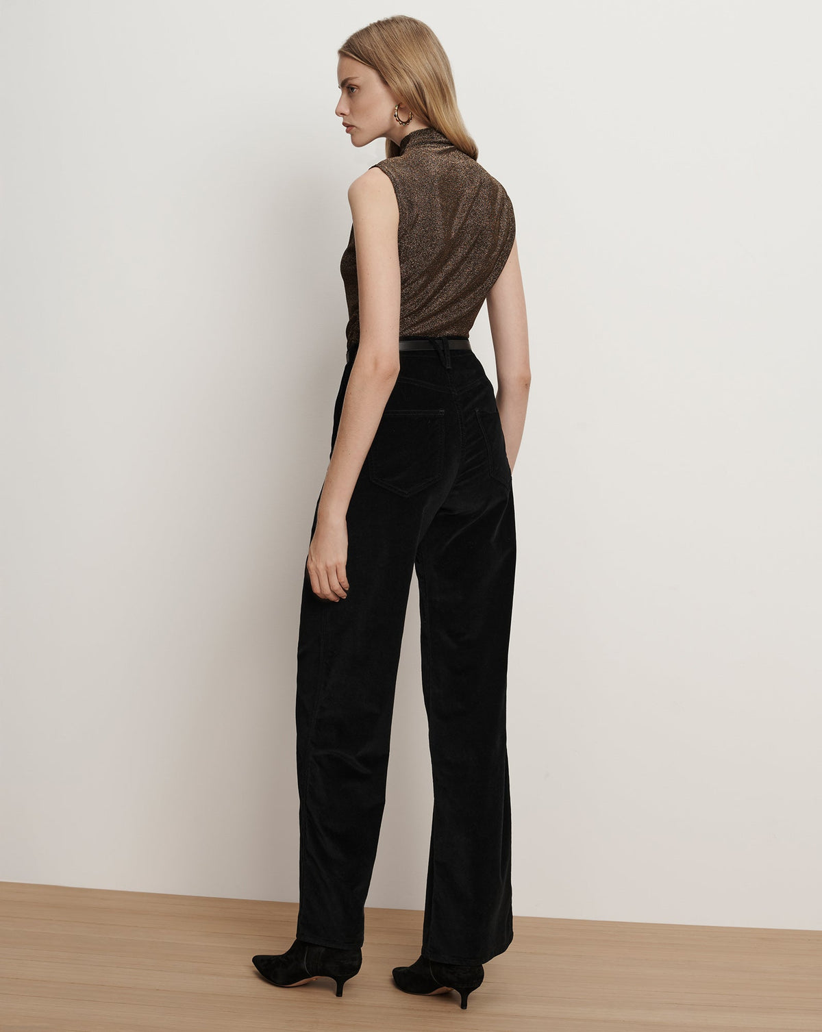 Veronica Beard | Taylor Velvet Wide-Leg Pant in Black Black
