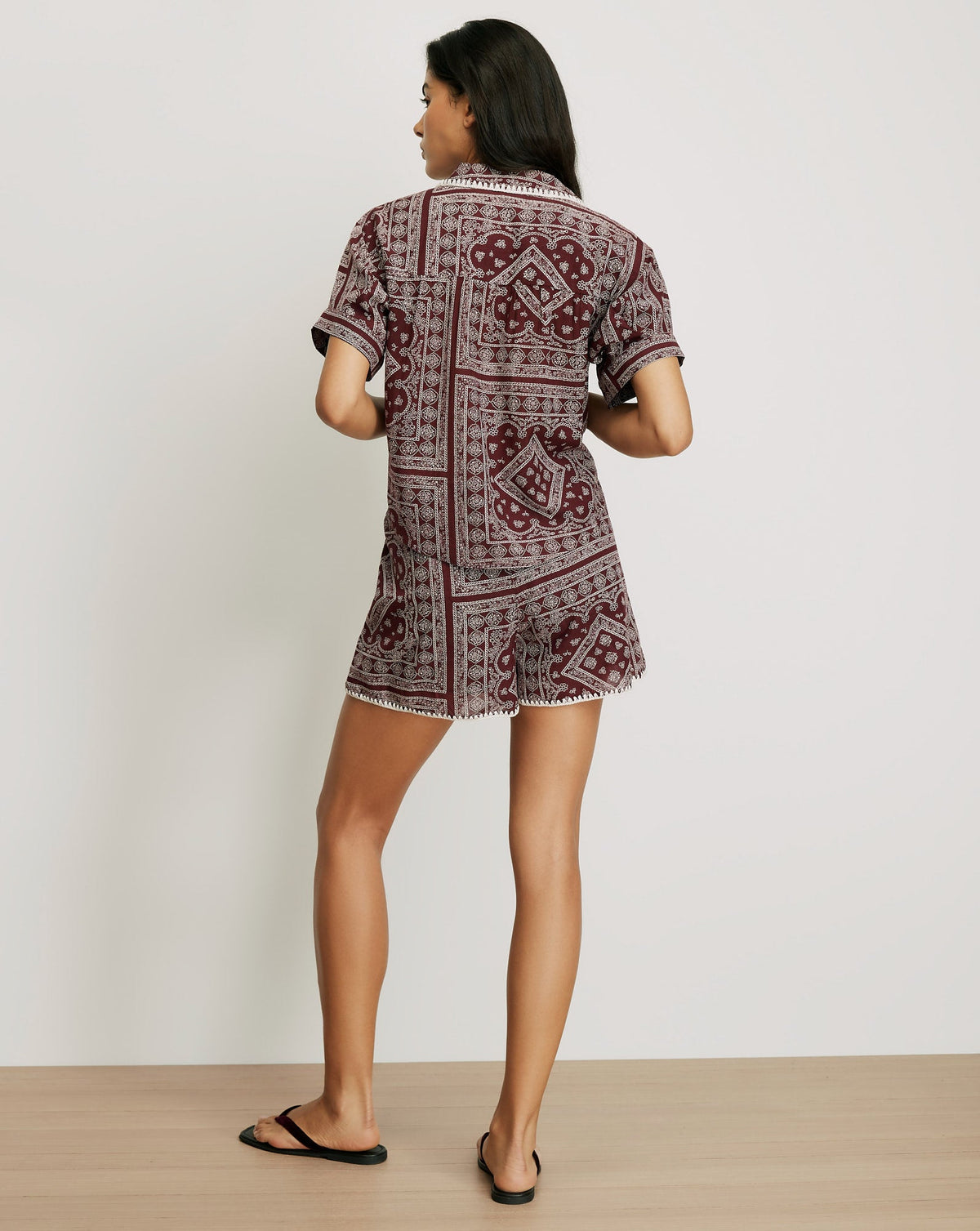 Veronica Beard | Ilene Button-Down Shirt in Burgundy Bandana Print Raisin/Dove Raisin/Dove