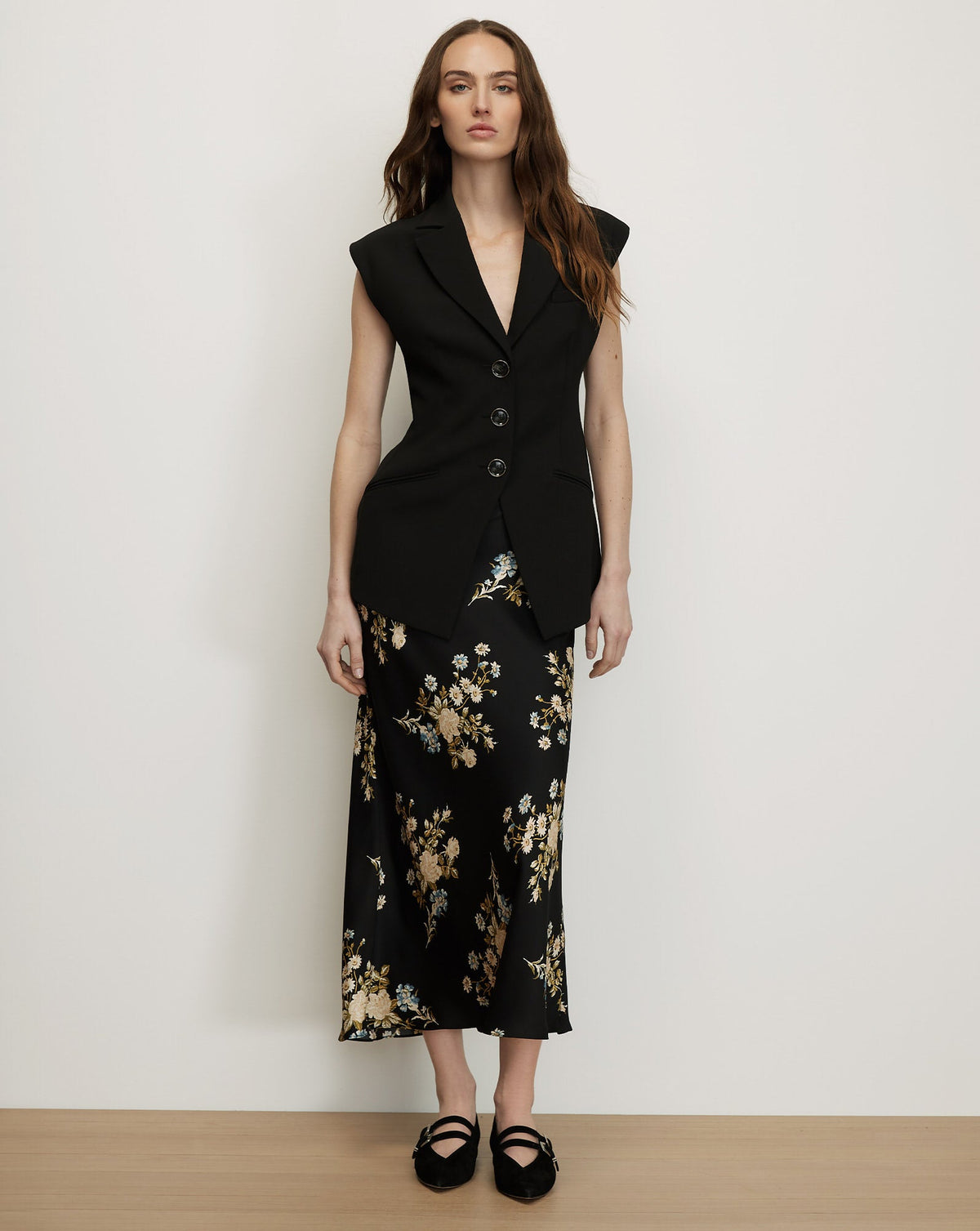 Veronica Beard | Sorenne Tailored Vest in Black Black