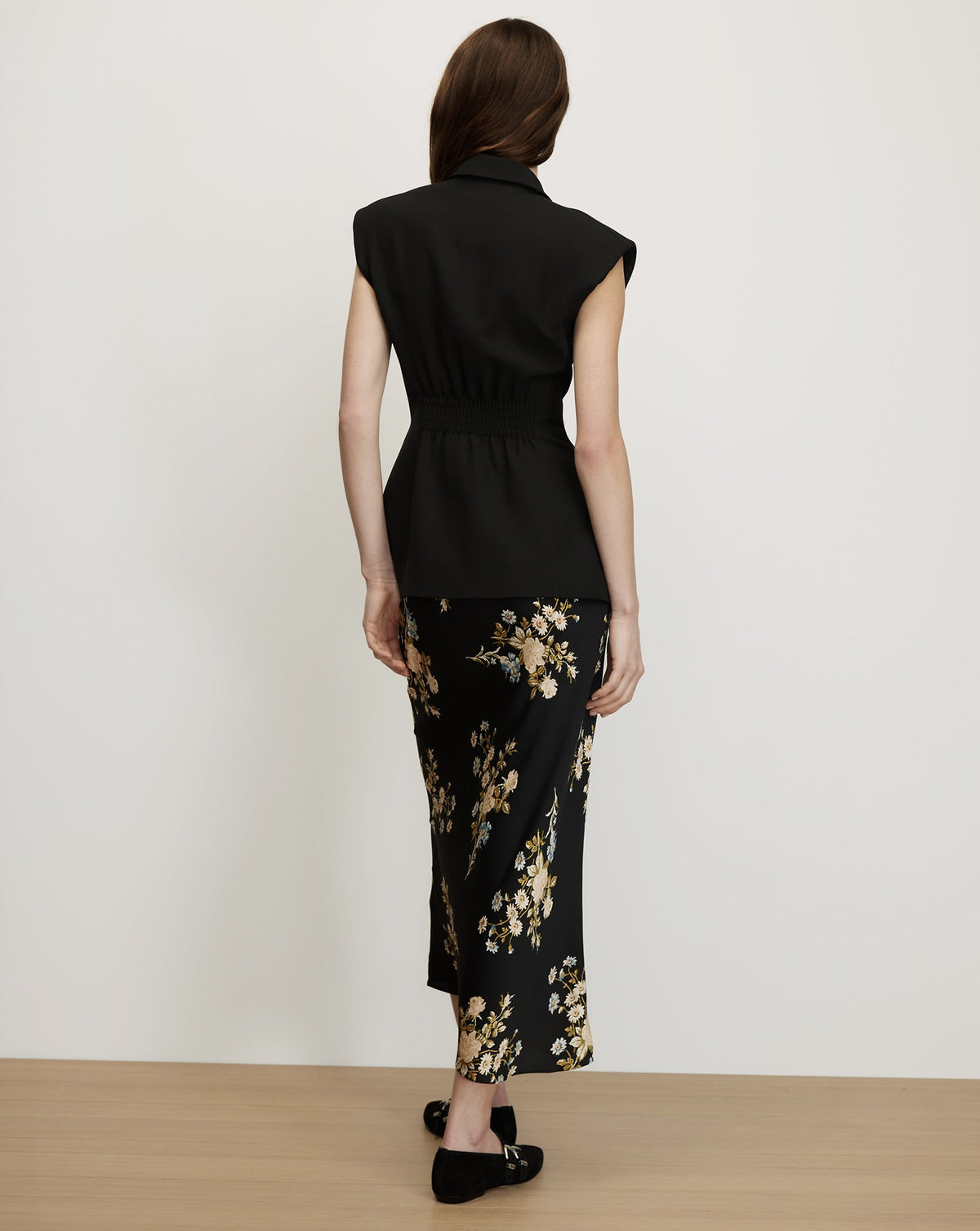 Veronica Beard | Sorenne Tailored Vest in Black Black