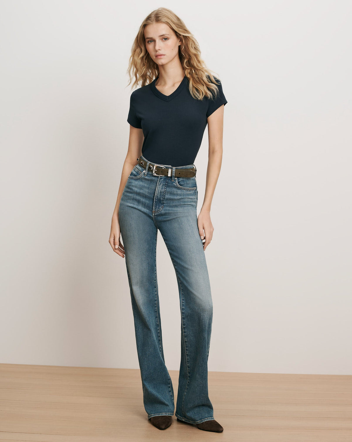 Veronica Beard | Devin V-Neck T-Shirt in Heritage Navy Heritage Navy