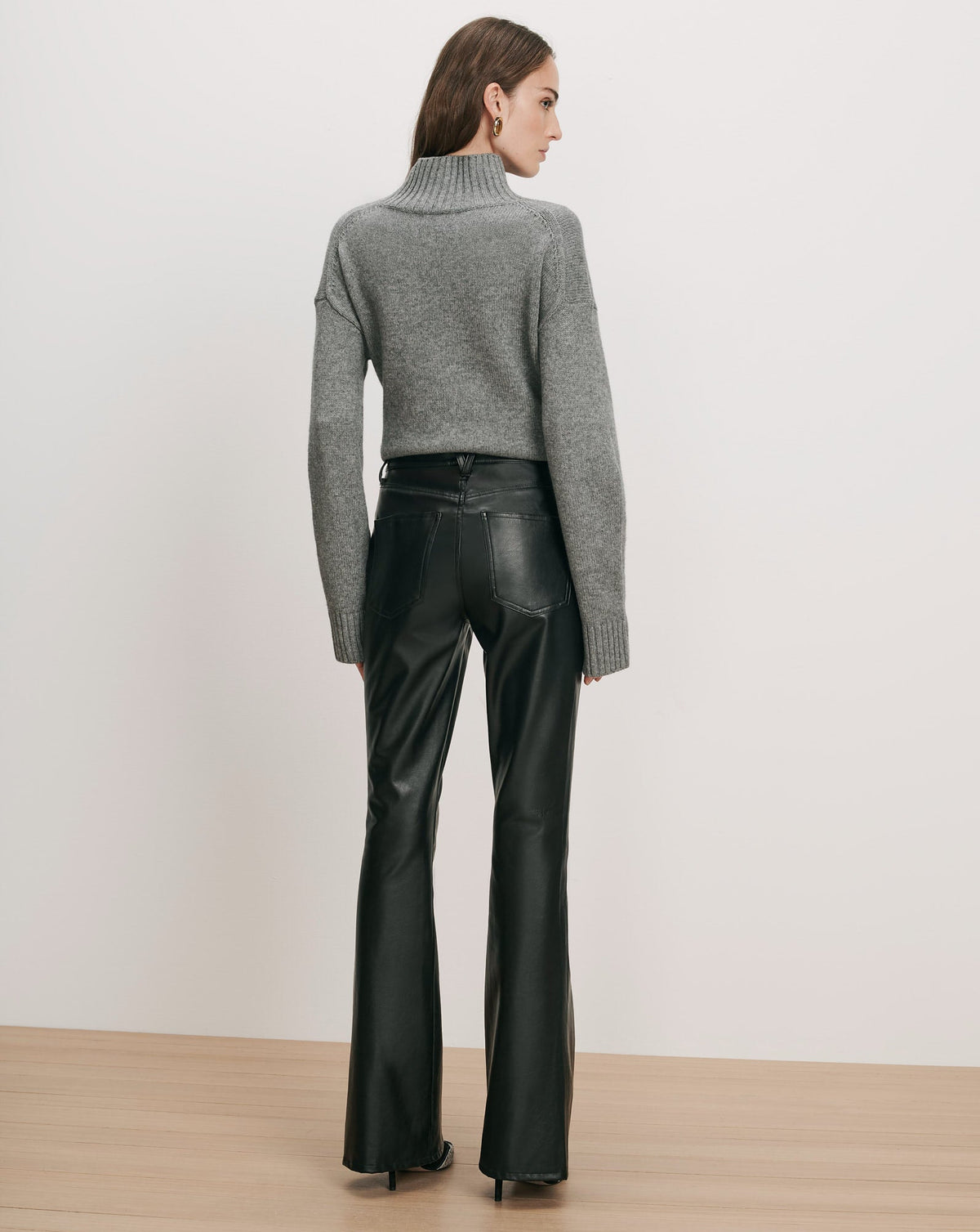 Veronica Beard | Journey Wool-Cashmere Sweater in Medium Heather Grey Medium Heather Grey