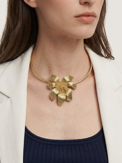 Veronica Beard | Flower Collar Necklace in Gold Gold