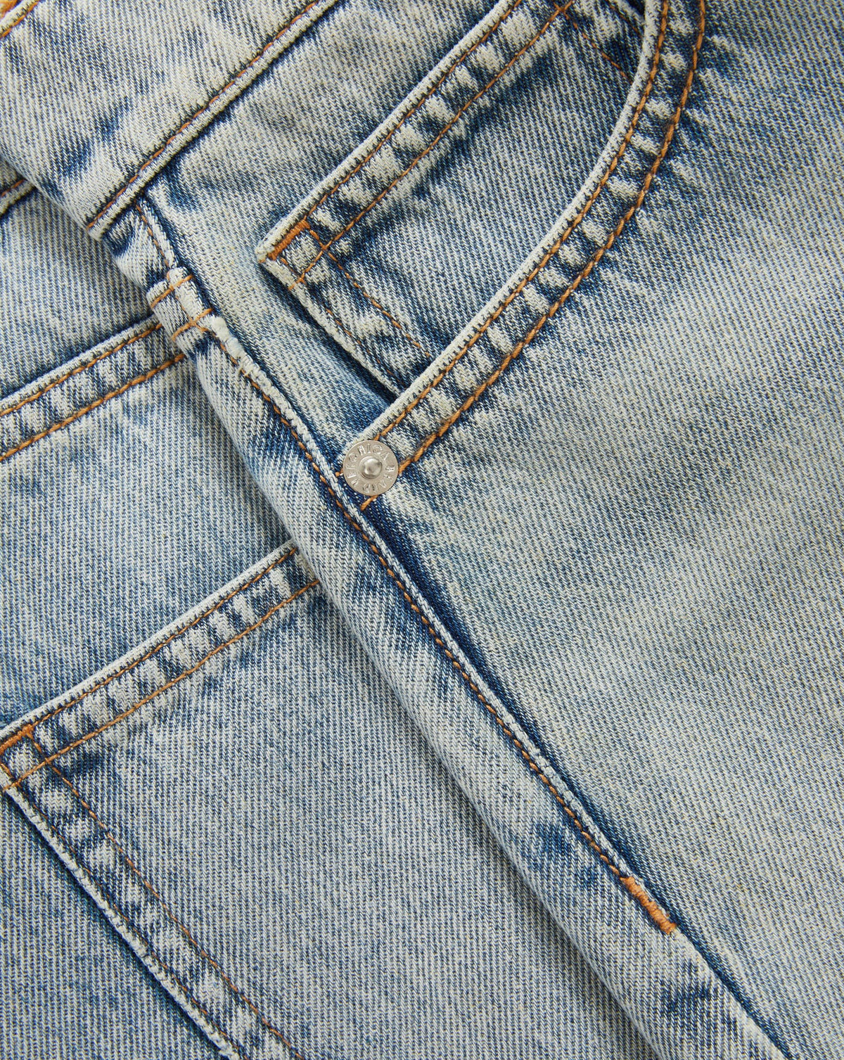 Veronica Beard | Delaney Denim Short in Light Wash Jaw Drop Jaw Drop