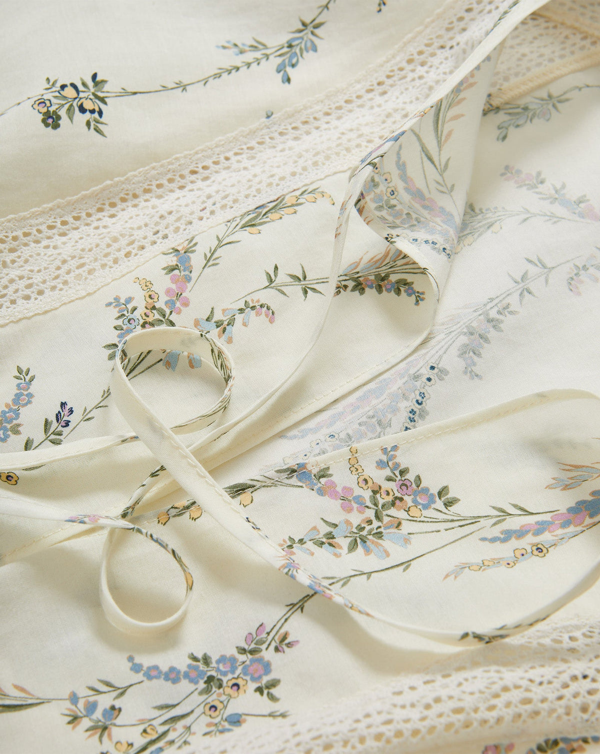 Veronica Beard | Ollian Floral Mini Dress in Dove White Multi Dove White Multi