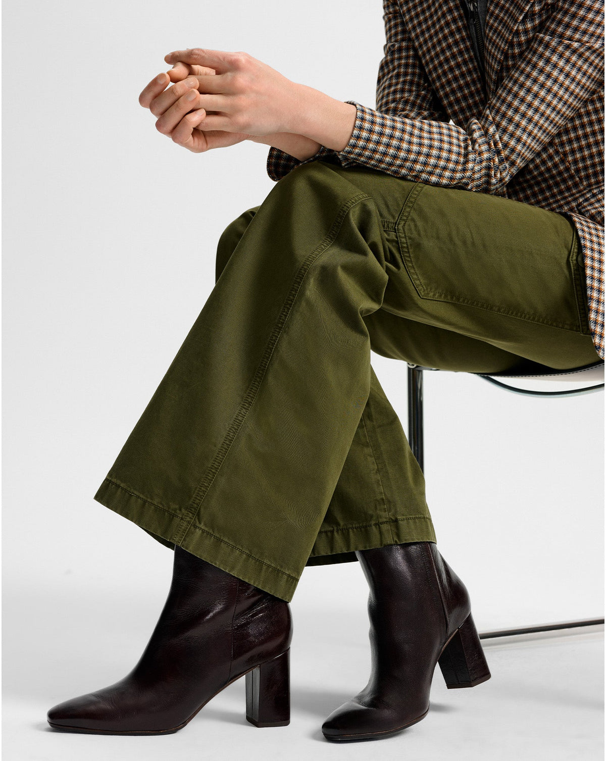 Veronica Beard | Cera Leather Ankle Boot in Burgundy Dark Raisin