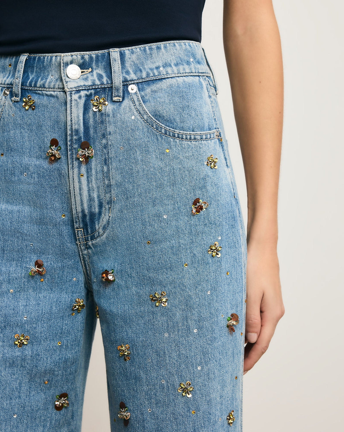 Veronica Beard | Kasey Embellished Wide-Leg Jean in Light Wash Denim Silver Dust Silver Dust