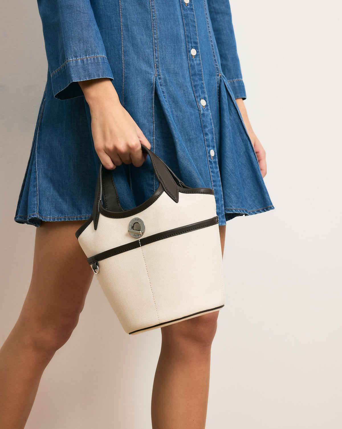 Veronica Beard | Canvas Anchor Top-Handle Bag in Espresso & Ecru Espresso/Ecru